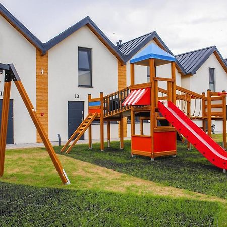 Holiday Complex With Pool, Rewal Luaran gambar