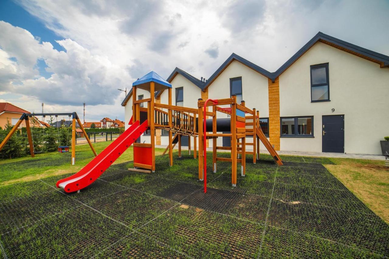 Holiday Complex With Pool, Rewal Luaran gambar